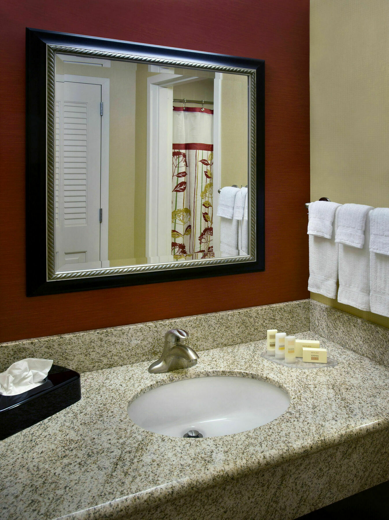 Courtyard By Marriott Pittsburgh Airport Hotel Coraopolis Exterior foto